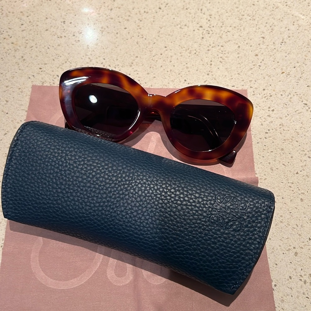 Loewe anagram cat eye sunglasses tortoise